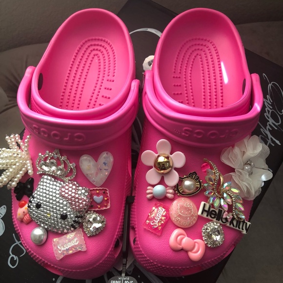 CROCS Shoes - Crocs with Charms Sz7 Womens